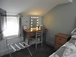 Seahawk Holiday Apartments