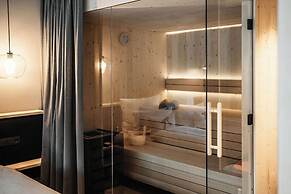 Amrai Suites