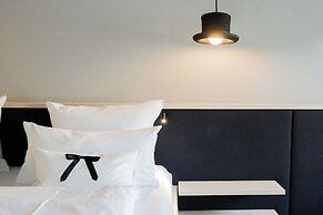 Amrai Suites