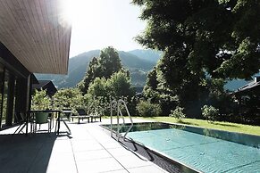 Amrai Suites