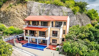 1BD Unit With Pool, AC and Great Ocean View