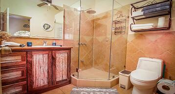 Big Private Home With Pool in Surfside - a Short Walk From the Beach