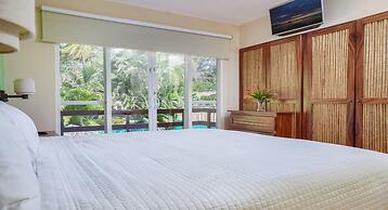 Big Private Home With Pool in Surfside - a Short Walk From the Beach