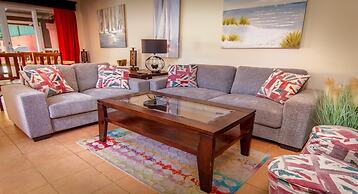 Big Private Home With Pool in Surfside - a Short Walk From the Beach