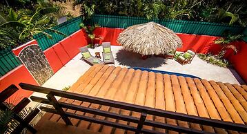 Big Private Home With Pool in Surfside - a Short Walk From the Beach