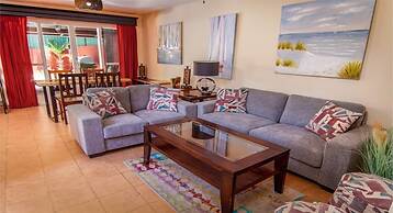 Big Private Home With Pool in Surfside - a Short Walk From the Beach