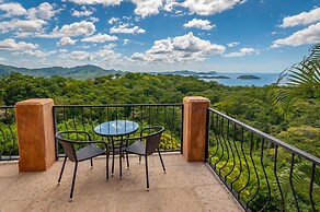Ocean-view Villa Above Potrero Overlooking two Bays