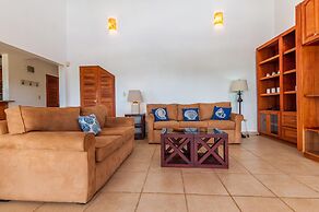 Ocean-view Villa Above Potrero Overlooking two Bays