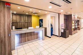 Super Hotel JR Shin-Osaka Higashiguchi