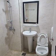 Nice Cat Hotel & Guest House