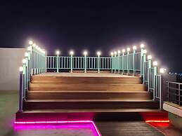 Nice Cat Hotel & Guest House