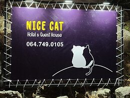 Nice Cat Hotel & Guest House