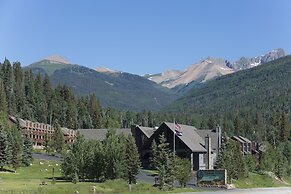 Cascade Village Two Bedroom Wintergreen Condo by RedAwning