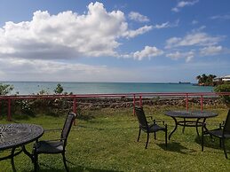 Grand Anse Beach Palace