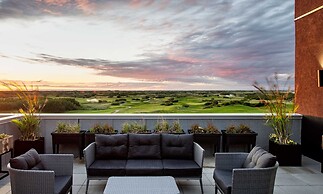 Dakota Dunes Resort