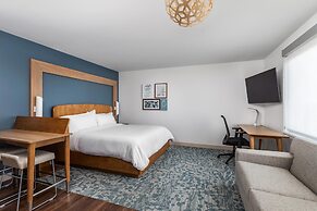 Element Knoxville West