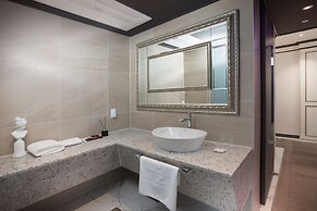 UTOP Boutique Hotel & Residence