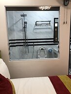 Queen Nhan Chinh Hotel