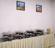 Oasis Hotel Apartments