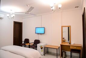 Oasis Hotel Apartments