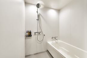 THE GATE HOTEL RYOGOKU by HULIC