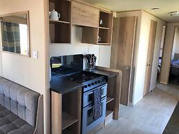 3 Bed 8 Berth Caravan in California Cliffs - D53
