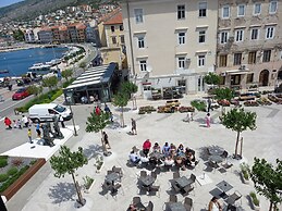 Bura 45 Boutique Hotel