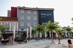 Bura 45 Boutique Hotel