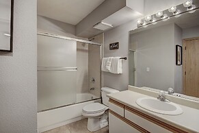 C212 Cinnamon Ridge 2 Bedroom Condo by RedAwning