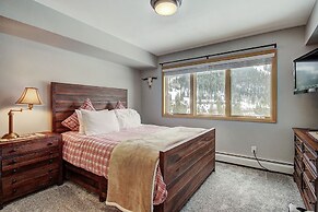 C212 Cinnamon Ridge 2 Bedroom Condo by RedAwning