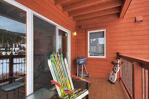 C212 Cinnamon Ridge 2 Bedroom Condo by RedAwning