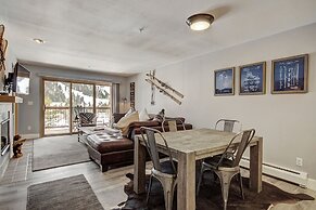 C212 Cinnamon Ridge 2 Bedroom Condo by RedAwning