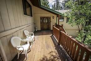 A Big Olympic Getaway 4 Bedroom Apts by RedAwning