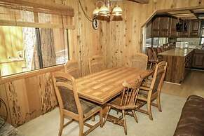 A Big Olympic Getaway 4 Bedroom Apts by RedAwning