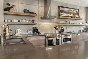 Sunvail S 24d 3 Bedroom Condo by RedAwning