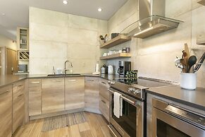 Sunvail S 24d 3 Bedroom Condo by RedAwning