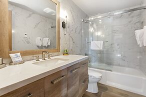 Sunvail S 24d 3 Bedroom Condo by RedAwning