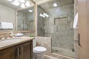 Sunvail S 24d 3 Bedroom Condo by RedAwning