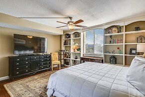 DP 202C Recently renovated 2 bedroom condo near Destin Harbor and amaz