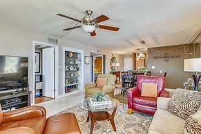 DP 202C Recently renovated 2 bedroom condo near Destin Harbor and amaz