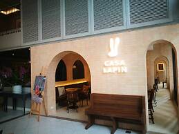 The Quarter Ploenchit by UHG