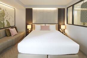 The Quarter Ploenchit by UHG