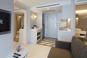 The Quarter Ploenchit by UHG