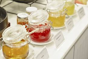 The Quarter Ploenchit by UHG