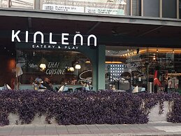 The Quarter Ploenchit by UHG