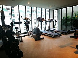 The Quarter Ploenchit by UHG