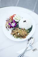 The Quarter Ploenchit by UHG