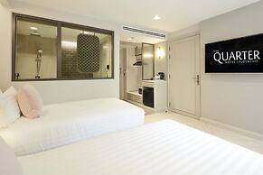 The Quarter Ploenchit by UHG