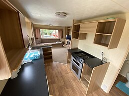 3 Bed 8 Berth Caravan in California Cliffs - M1