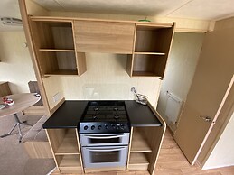 3 Bed 8 Berth Caravan in California Cliffs - M1